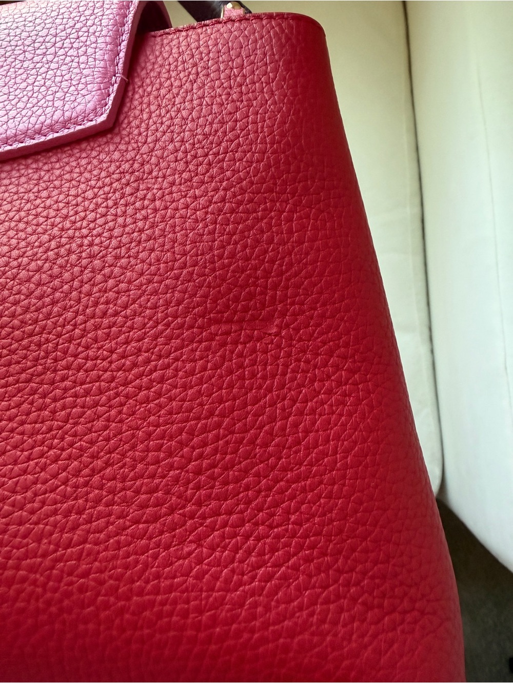 Louis Vuitton Red and Pink Capucines MM - Picture 5 of 6
